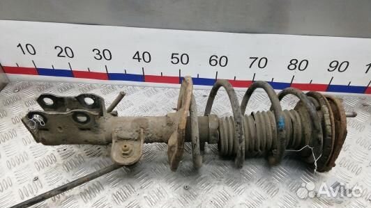 Стойка передняя правая toyota prius XW30 (6SE01N50