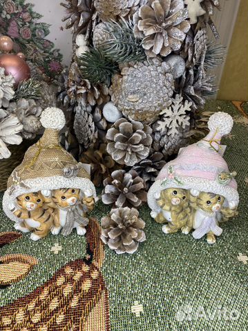 Новогодние фигурки «тигрята в шапке»