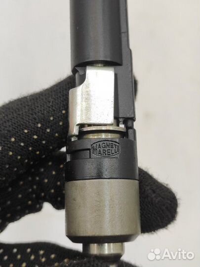 Форсунка топливная Volkswagen Touareg 7LA BHK 2006