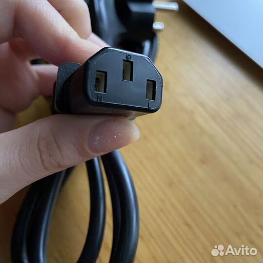 Кабель питания для компьютера