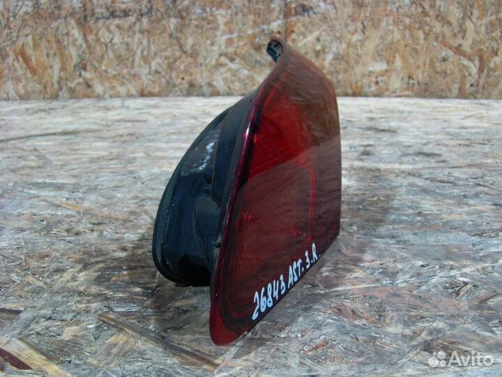 Opel Astra J Фонарь задний внутренний правый