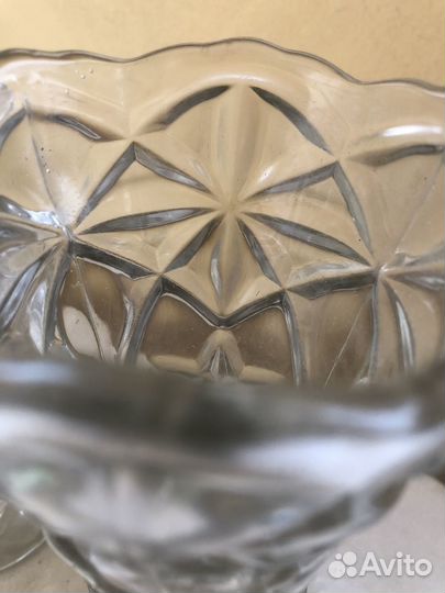 Стеклянная ваза 60 х годов