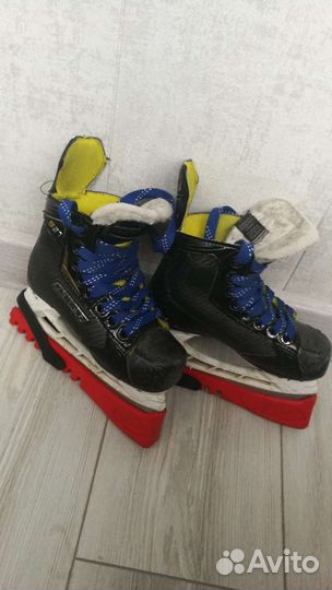 Хоккейные коньки bauer
