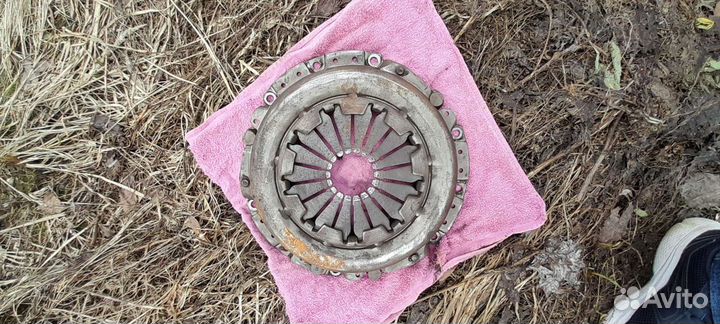 Корзина сцепления + диск сцепления хундай акцент