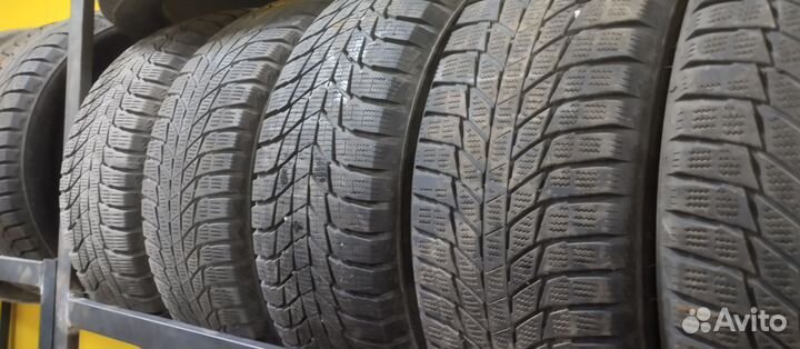 Triangle Snowlink TWT02 205/50 R17