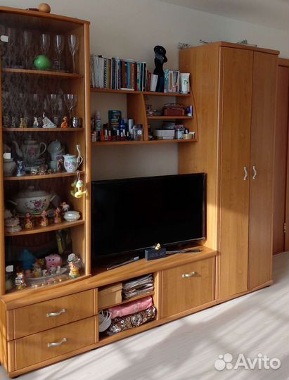 Стенка в гостиную