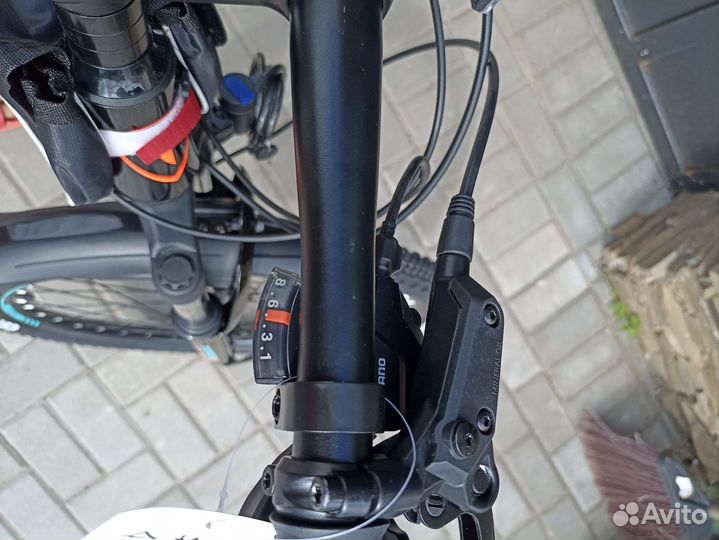 27.5 колеса,19 рама алюминий,гидравлика тормоз