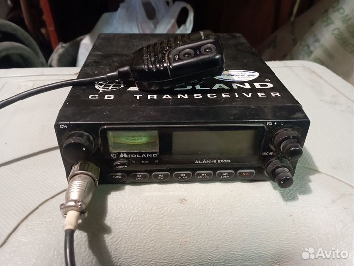 Автомобильная рация с антенной