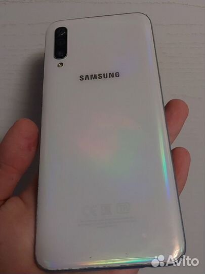 Samsung Galaxy A50, 4/64 ГБ