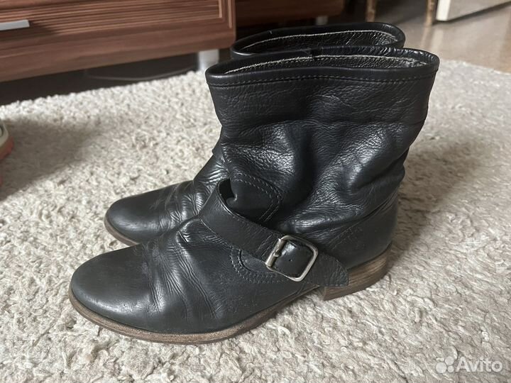 Сапоги женские