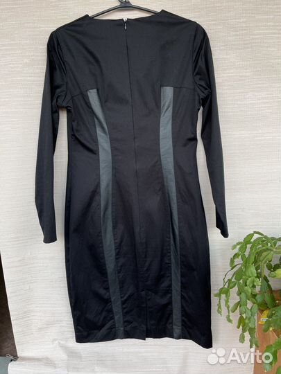 Платье pelican