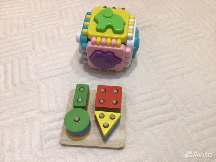 Развивающие игрушки для малышей