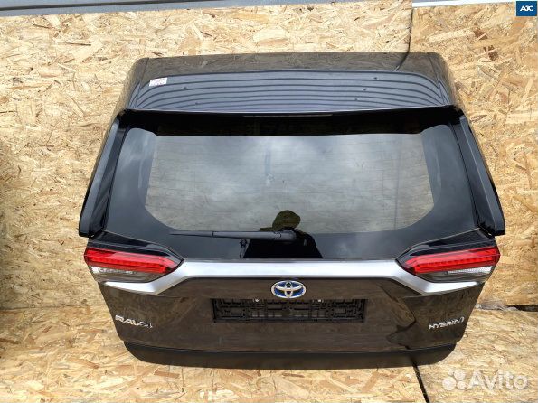 Крышка / дверь багажника Toyota RAV-4 (XA50)
