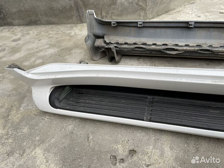 Оригинал Пороги с подсветкой lx570 lc200