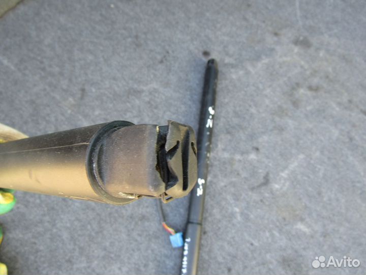 Амортизатор крышки багажника X166 A1669803764