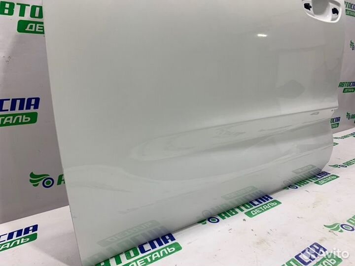 Дверь передняя левая Citroen C4 Picasso минивен