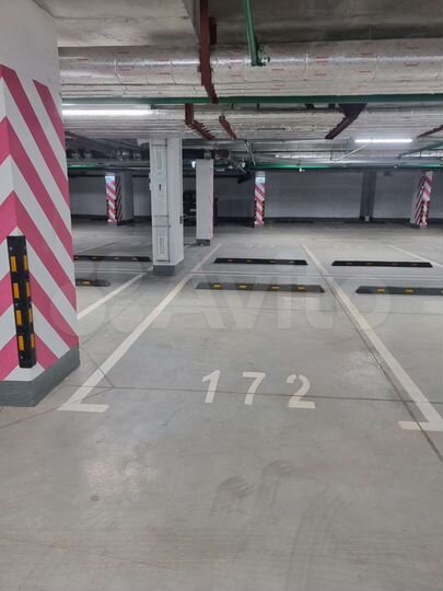 Машиноместо, 14 м²