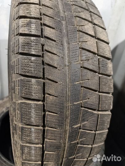 Bridgestone Blizzak Revo GZ 215/65 R16 98S