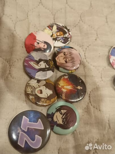 Значки, пины, брелоки