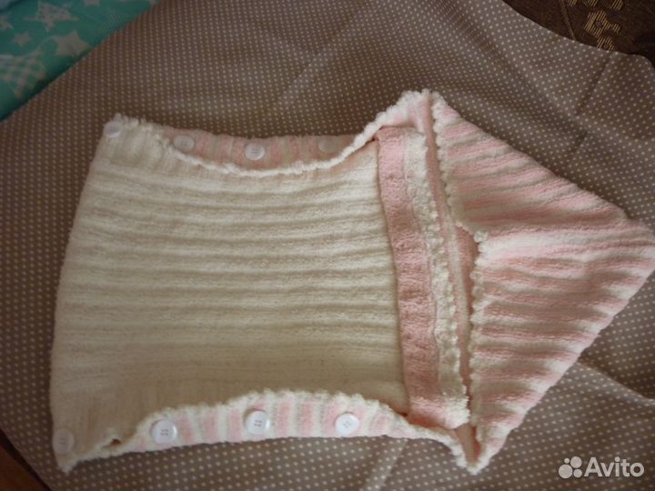 Вязаный конверт для новорожденных