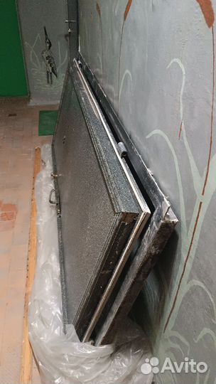 Входная металлическая дверь