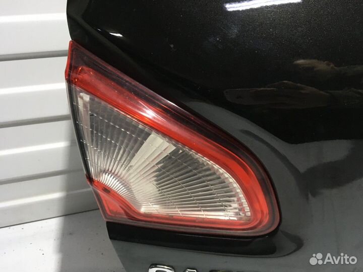 Фонарь задний левый внутренний