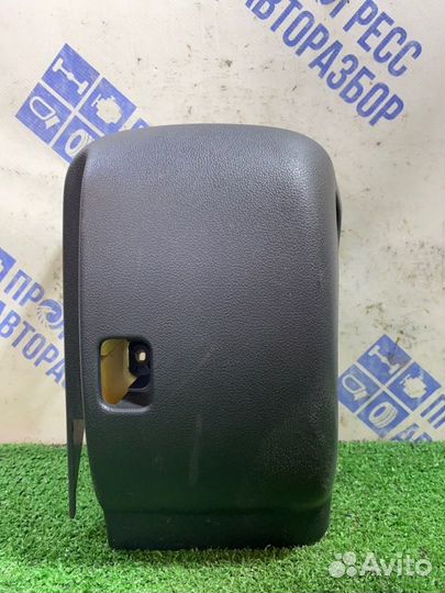 Кожух рулевой колонки Volkswagen Jetta седан 1.4