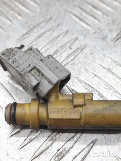 Форсунка Toyota Corolla 1.4 4EFE 2001