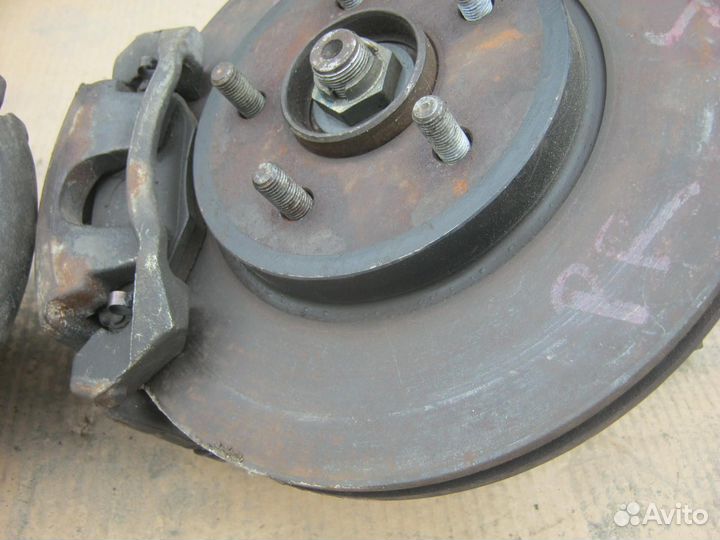 Ступица передняя правая левая Jaguar X-type