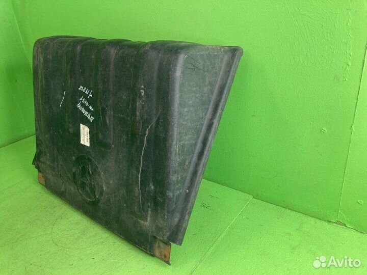 Крышка аккумуляторов MAN TGX