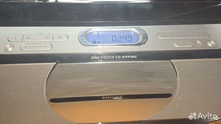 Cd проигрыватель + радио + USB Philips AZ1880
