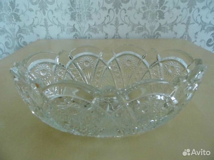 Вазы хрустальные