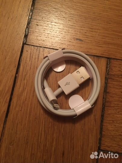 Зарядное устройство для iPhone