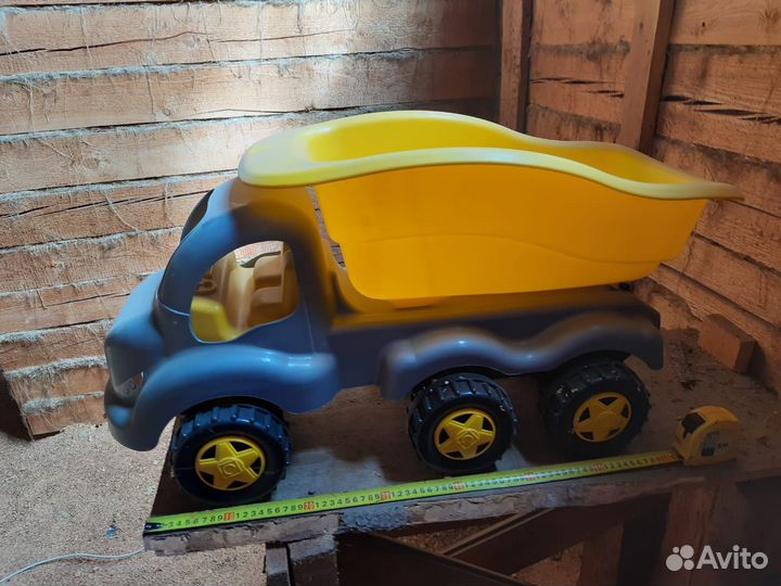 Машинки игрушки