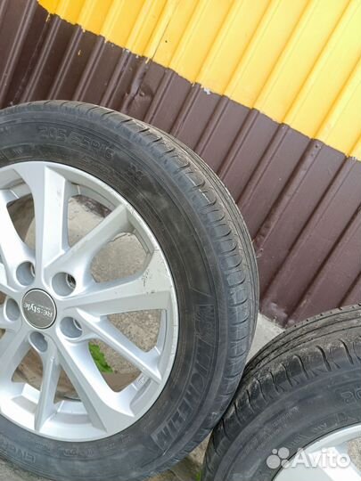 Диски литые r16