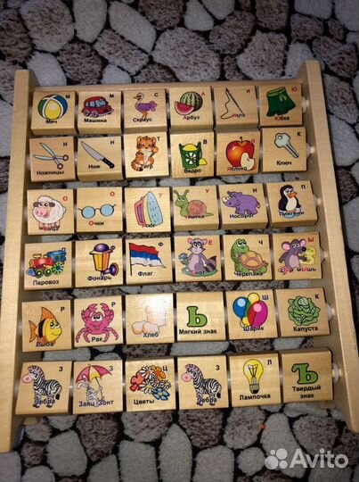 Игрушки.Конструктор в тележке,пальчиковый театр