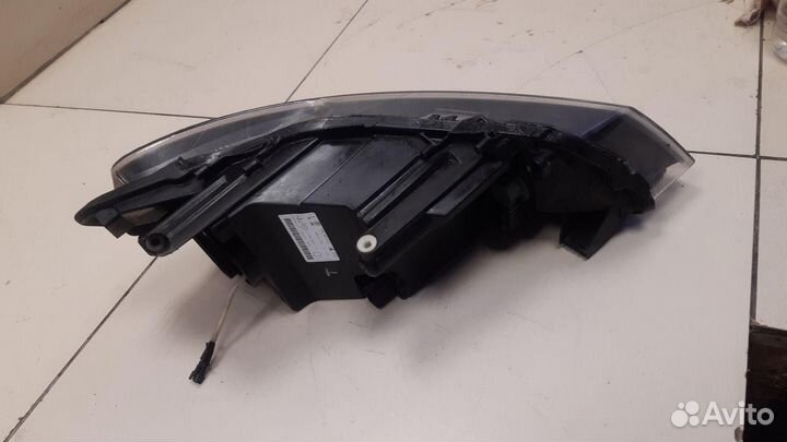 Фара левая Volkswagen Polo