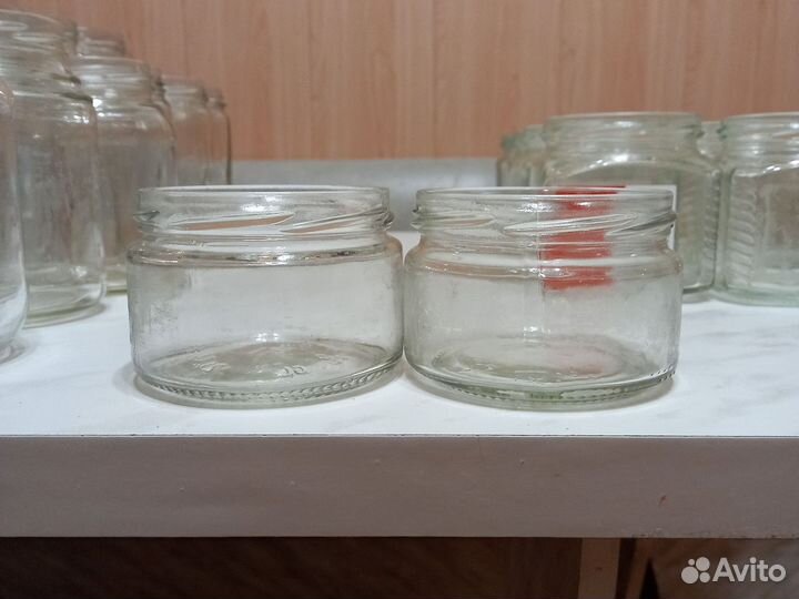 Банка стеклянные от поллитра и меньше