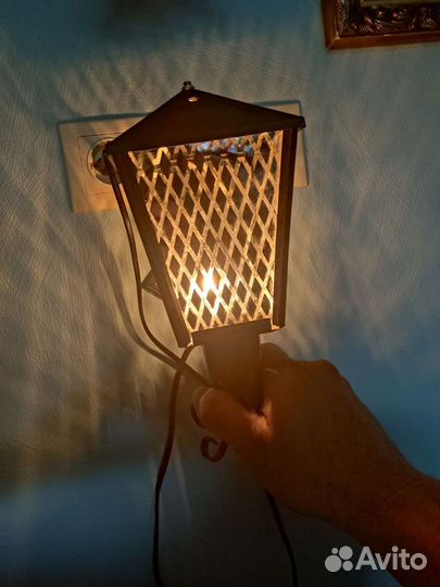 Бра и светильники настенные