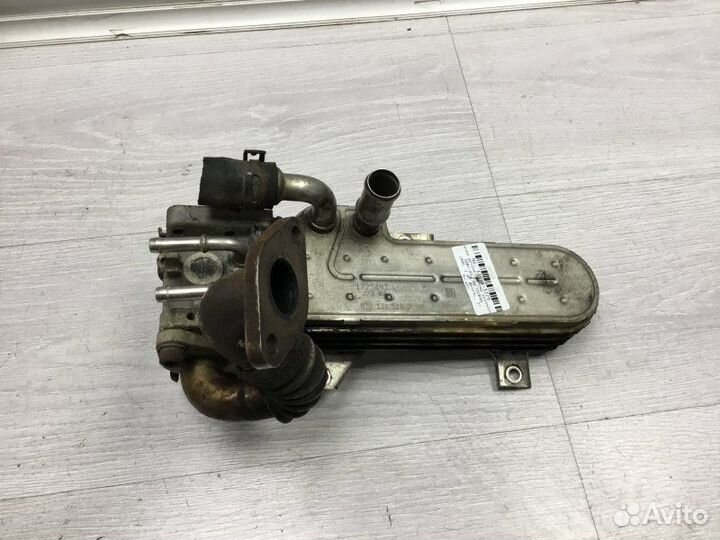 Прочие детали системы охлаждения Volkswagen Touran