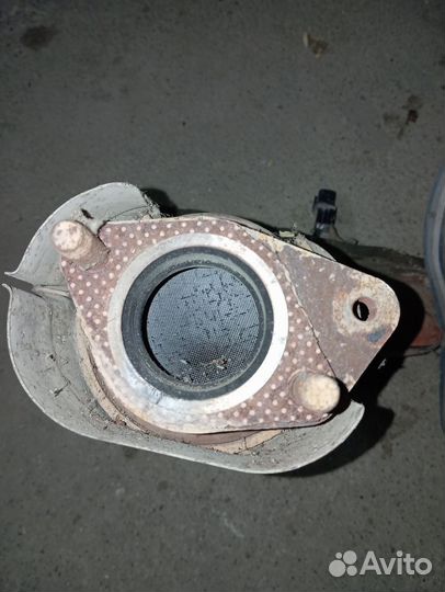 Коллектор выпускной mitsubishi lancer 1.3