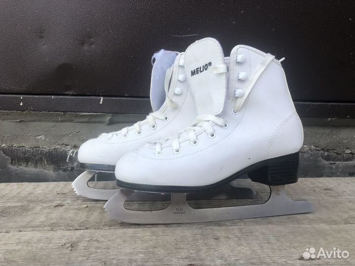 Коньки фигурные