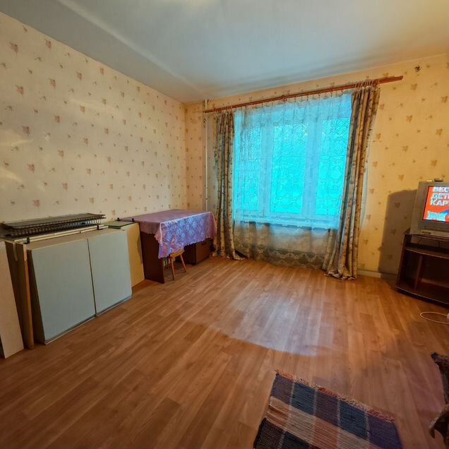 Комната 16 м² в 3-к., 1/9 эт.