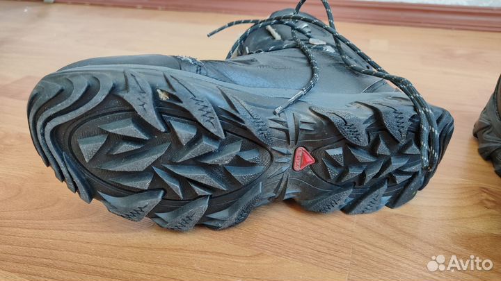 Ботинки зимние Salomon 37,5 Gore-Tex