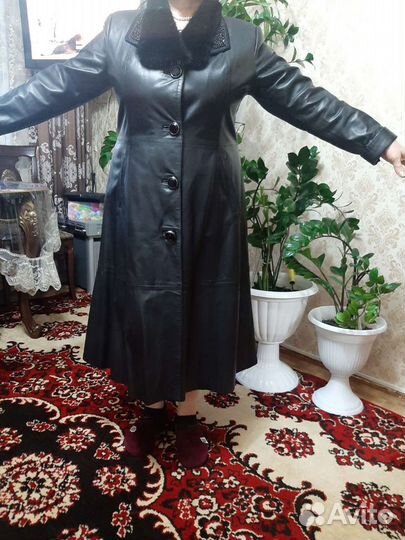 Кожаный плащ женский.Турецкая кожа очень красивый