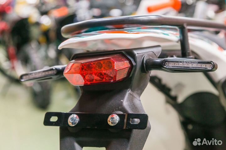 Мотоцикл BSE Z6Y с птс