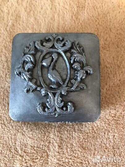 Шкатулка для украшений