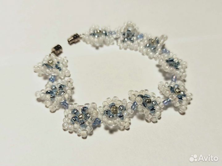 Браслет из бисера