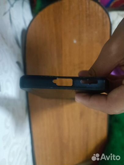 Чехол для redmi к40 новый в отличном состаяние