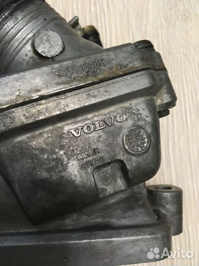 Корпус термостата Volvo с датчиком
